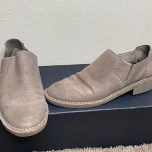 Kenneth Cole Reaction Taupe Slip-On Boots - Size 7